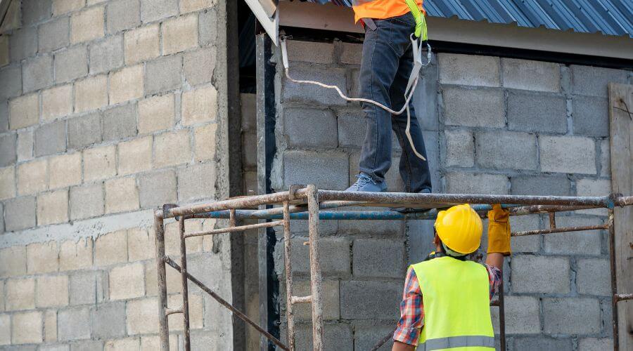 Expert new roof installation services in Arthur, IL